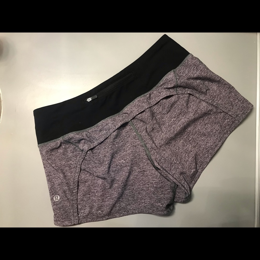 Lululemon Speed-Up Mid Rise Short